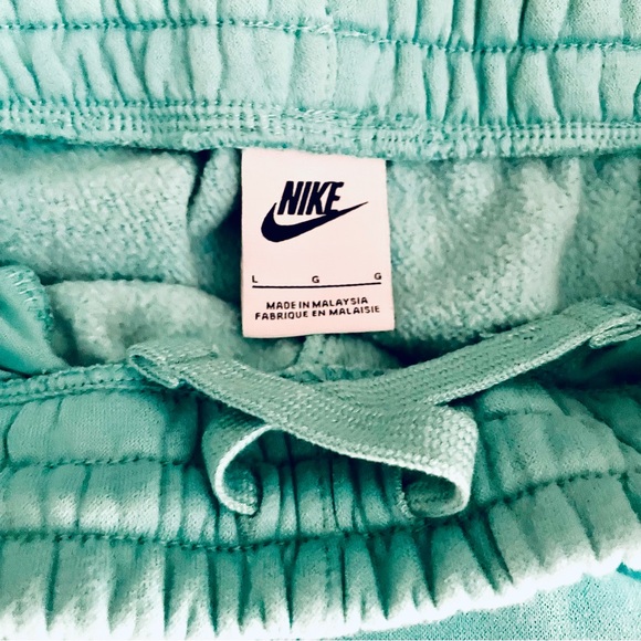 Nike Club Fleece Joggers and Hoodie Set Youth Large - Picture 8 of 8